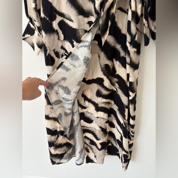 & Other Stories Black Cream Printed Shirt Long Sleeve Tie Midi Dress Size 6 - Picture 9 of 10